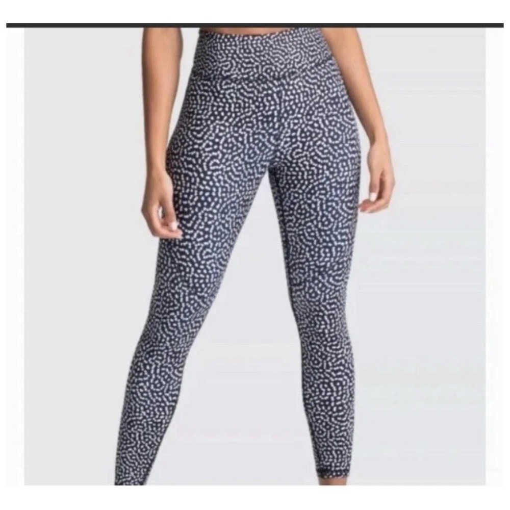 DOYOUEVEN Excel polka dot leggings,‎ size medium
